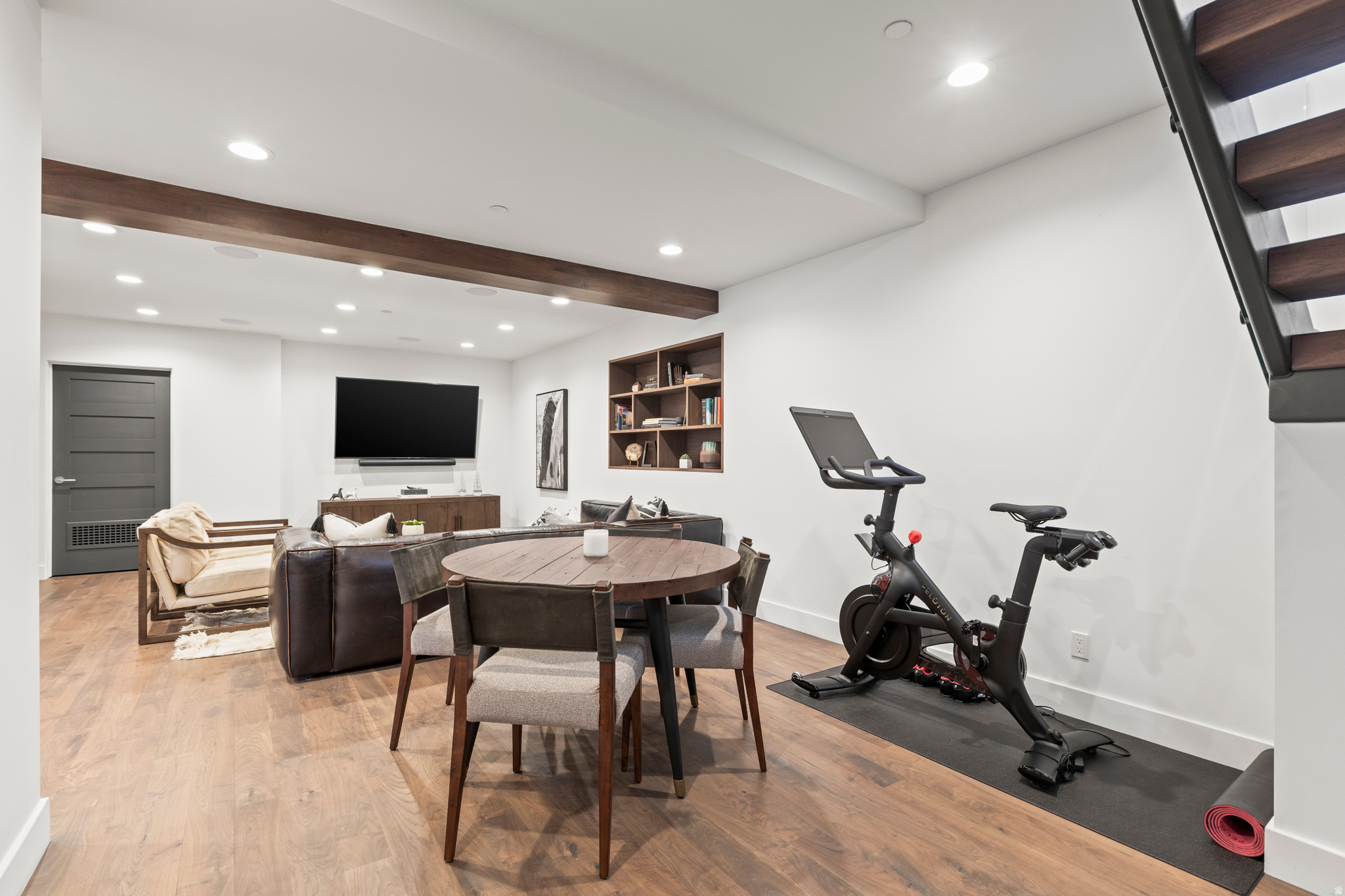 LILAC HILL - Residential