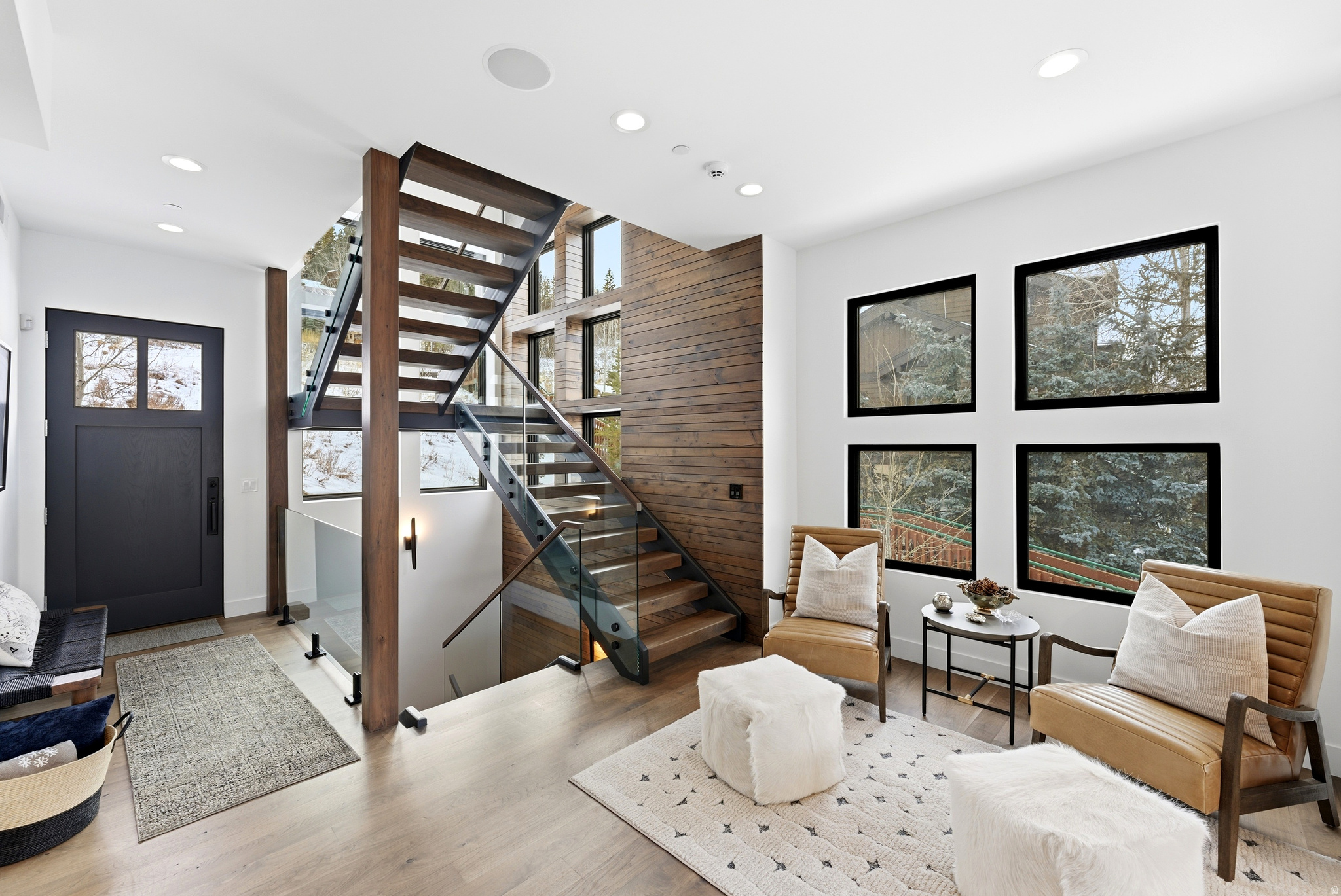 LILAC HILL - Residential