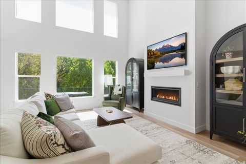 Tiny photo for 1306 E TALBOT DR, Kaysville, UT 84037 (MLS # 2150846)