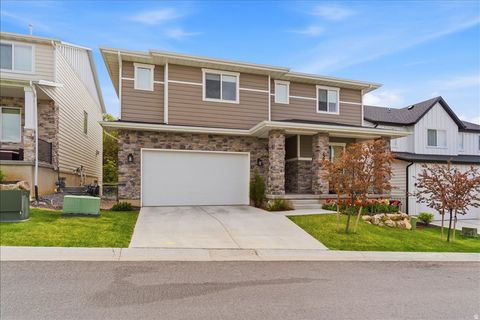 Tiny photo for 1306 E TALBOT DR, Kaysville, UT 84037 (MLS # 2150846)