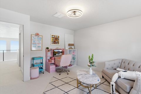 Tiny photo for 1306 E TALBOT DR, Kaysville, UT 84037 (MLS # 2150846)