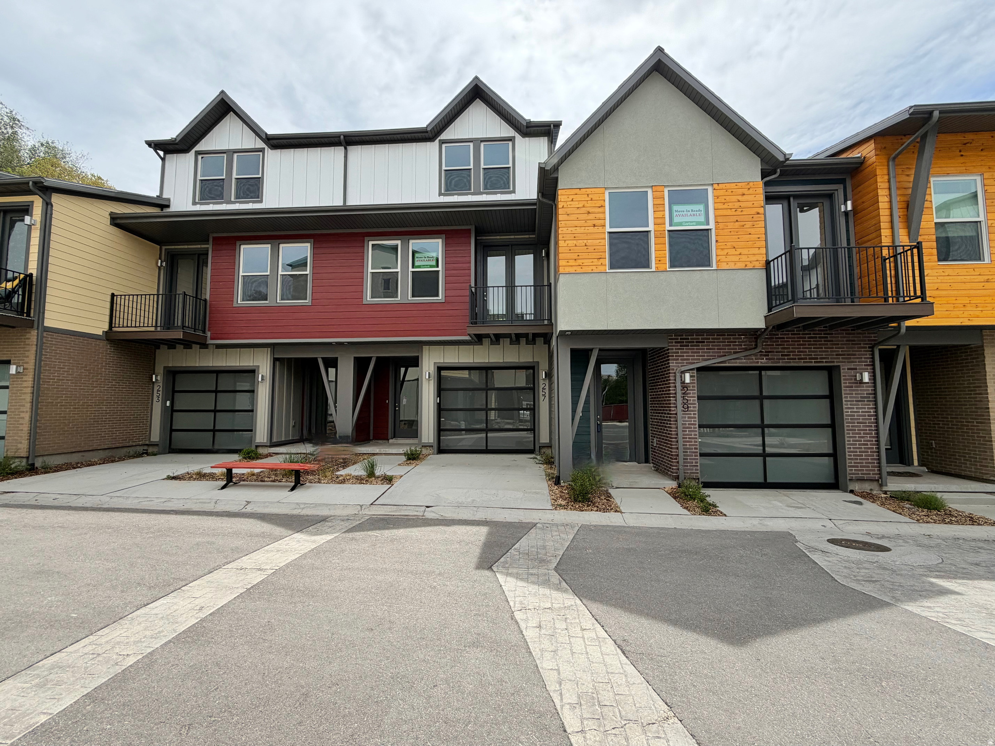 BISHOP PLACE - Residential