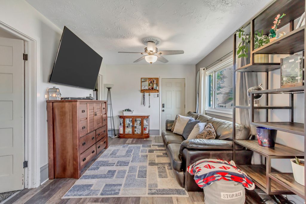 Photo of 196 N 100 W, Tooele, UT 84074 (MLS # 2157907)