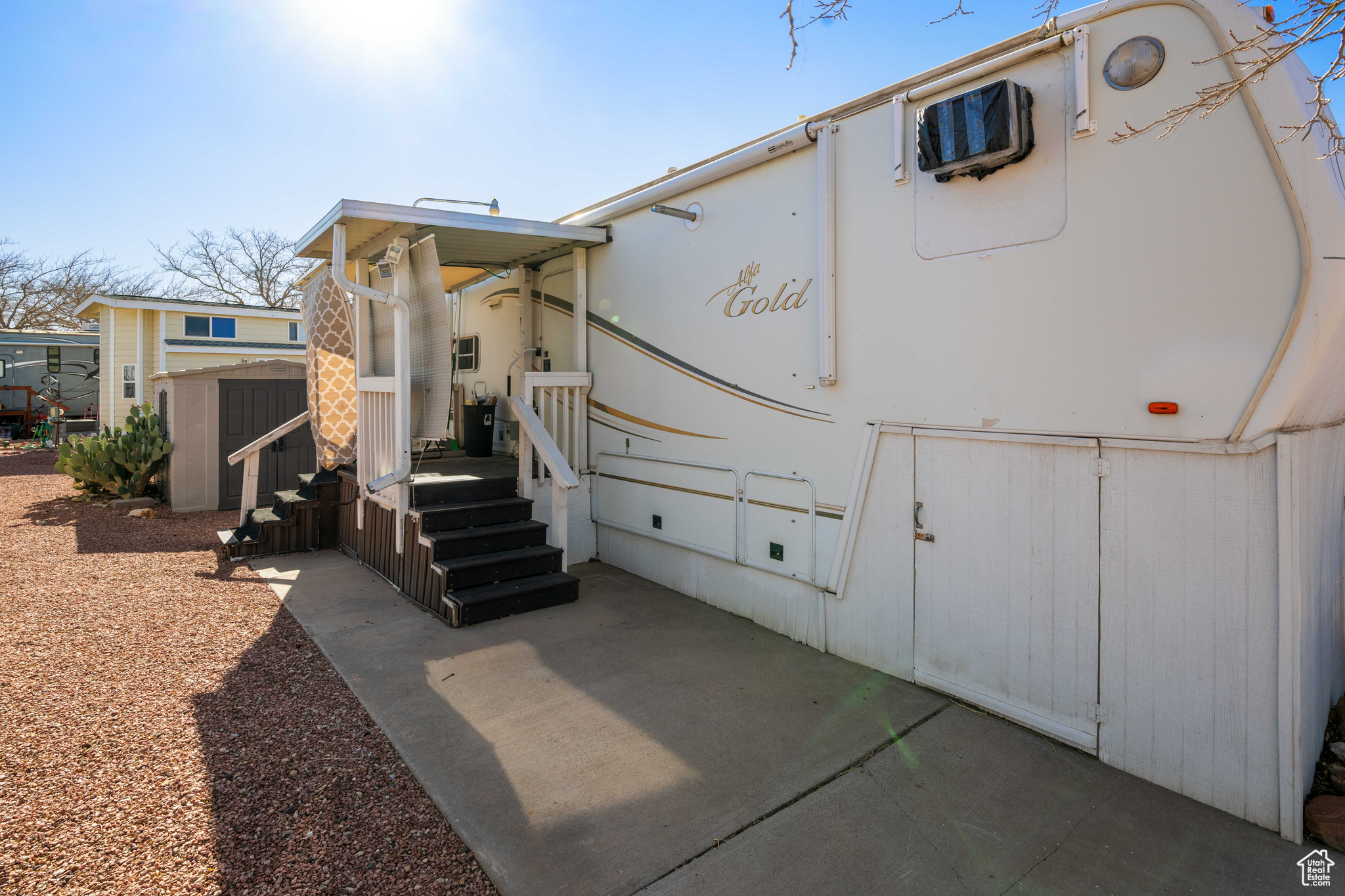 ZIONS GATE RV AMD - Land