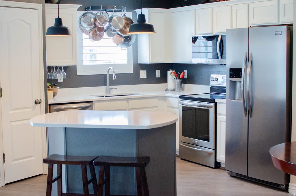 Photo of 208 E SPENCER PEAK WAY S #E2, Draper, UT 84020 (MLS # 2142980)