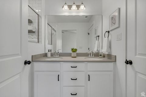 Tiny photo for 6718 W 11800 S, South Jordan, UT 84009 (MLS # 2130621)