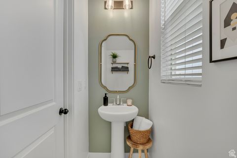 Tiny photo for 6718 W 11800 S, South Jordan, UT 84009 (MLS # 2130621)