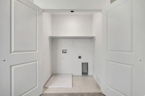 Tiny photo for 6718 W 11800 S, South Jordan, UT 84009 (MLS # 2130621)