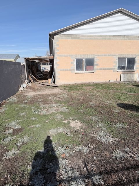 Tiny photo for 2908 W LEISURE CIR, West Jordan, UT 84084 (MLS # 2132790)