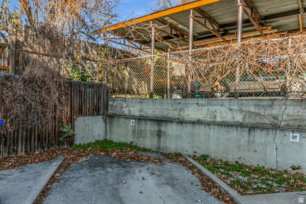 DEVILLE CLIFF CONDO - Residential