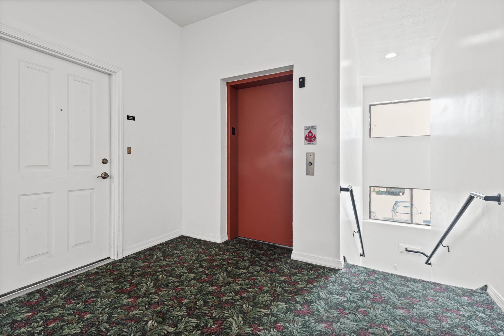 LAKEWOODS CONDO - Residential