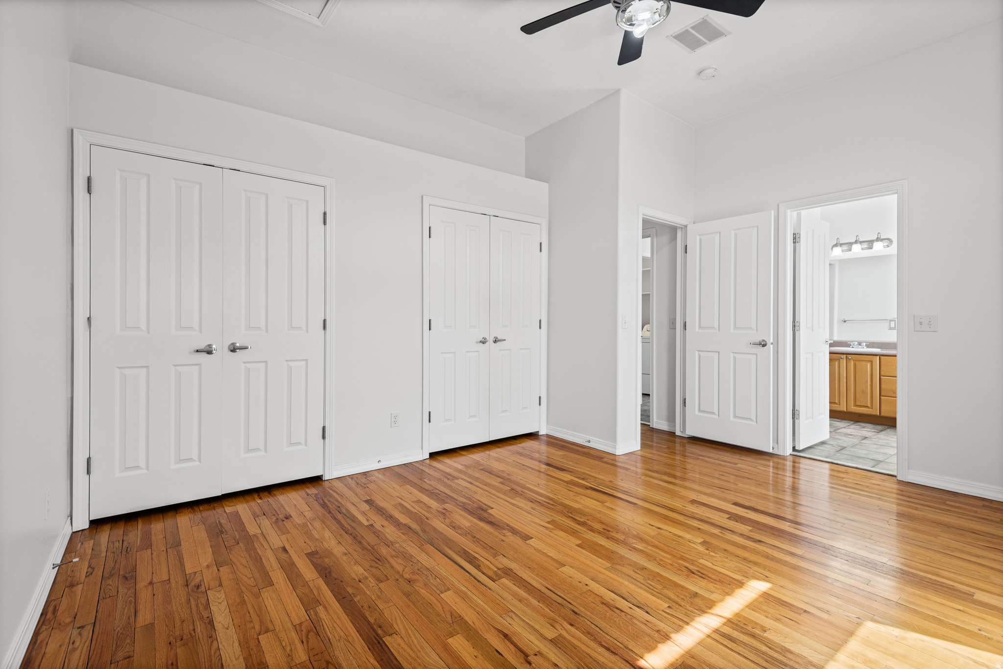 LAKEWOODS CONDO - Residential