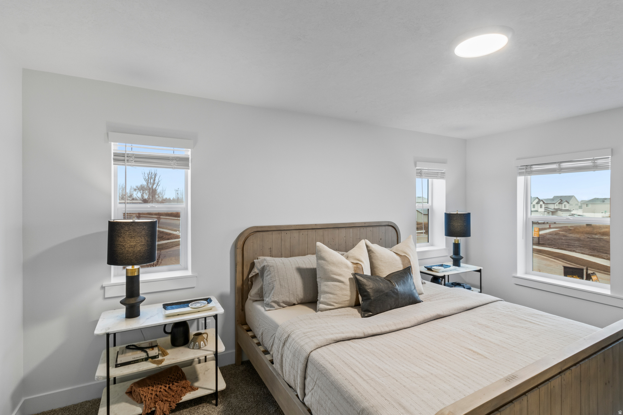 RIDGELINE PARK - Residential