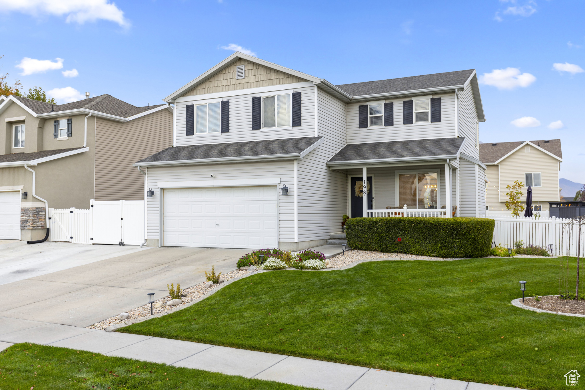 PICKET LANE - Residential