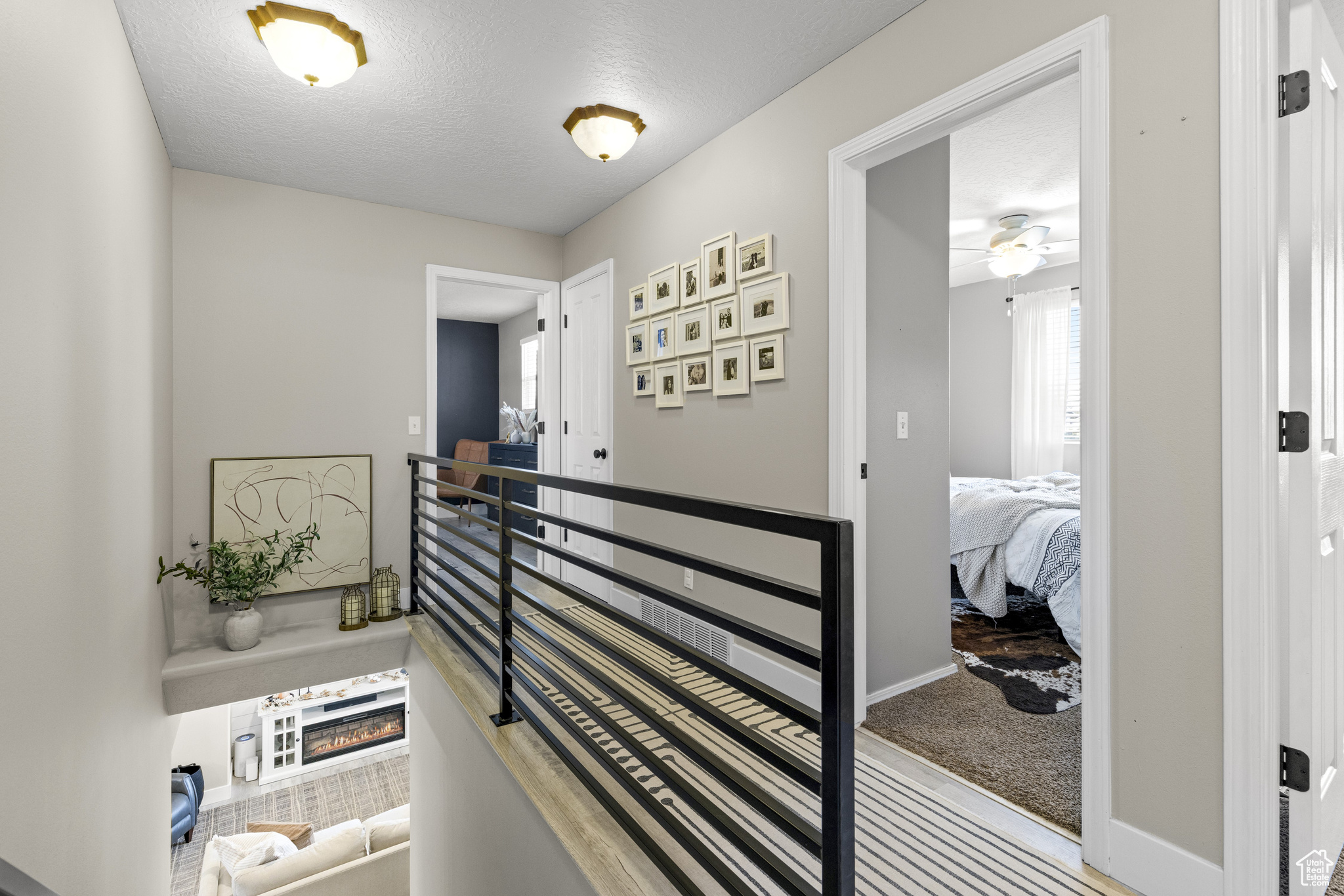 PICKET LANE - Residential