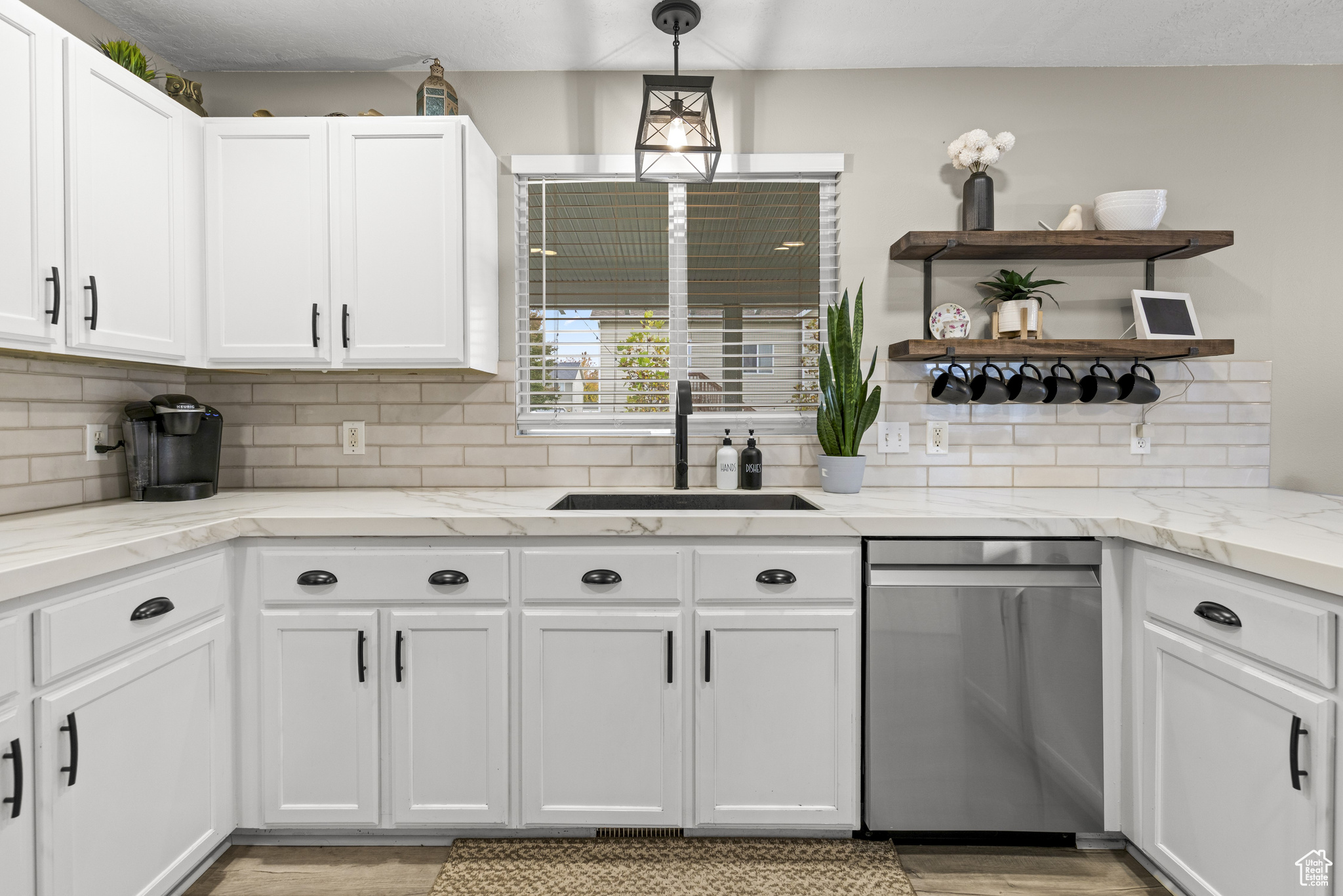 PICKET LANE - Residential