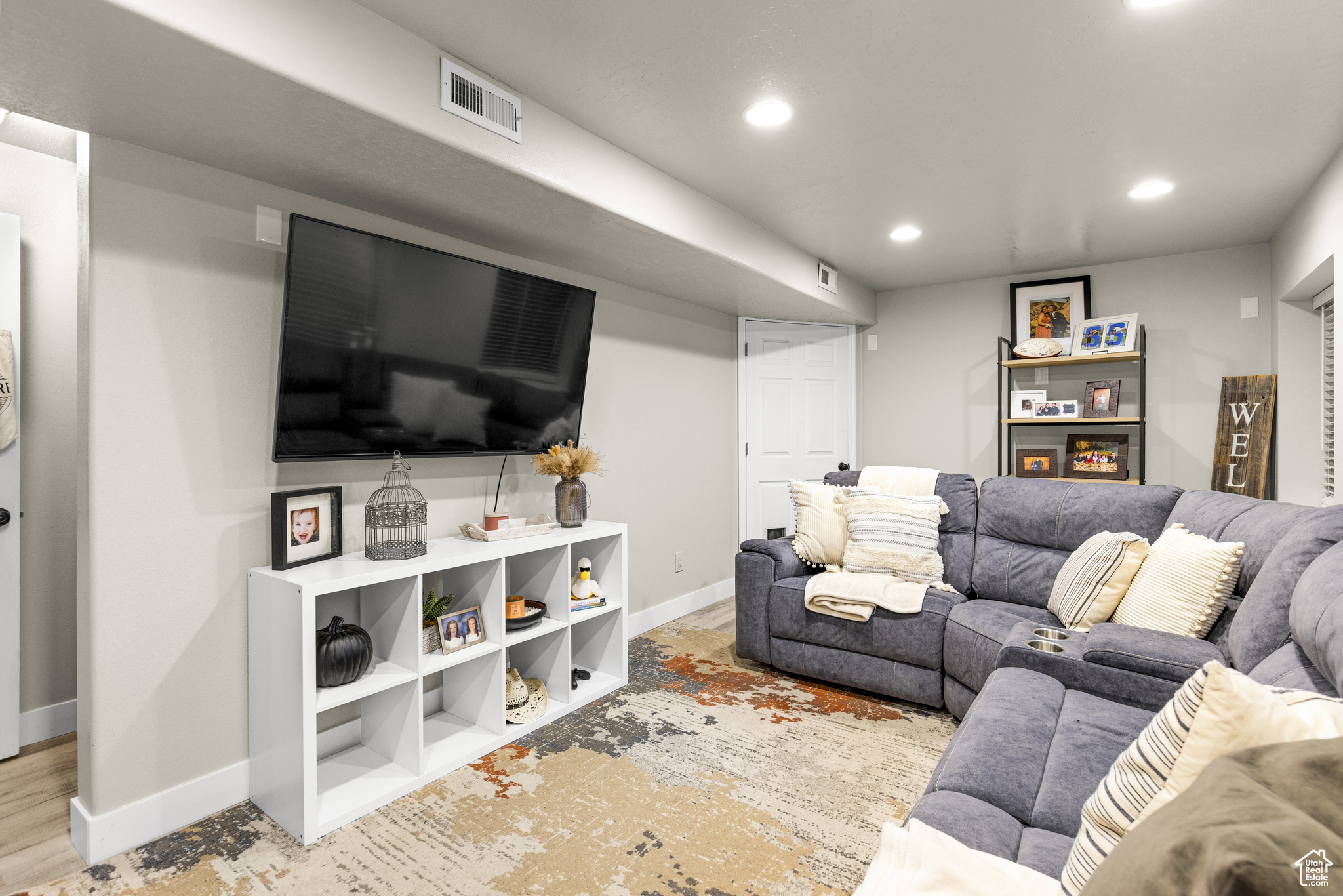 PICKET LANE - Residential