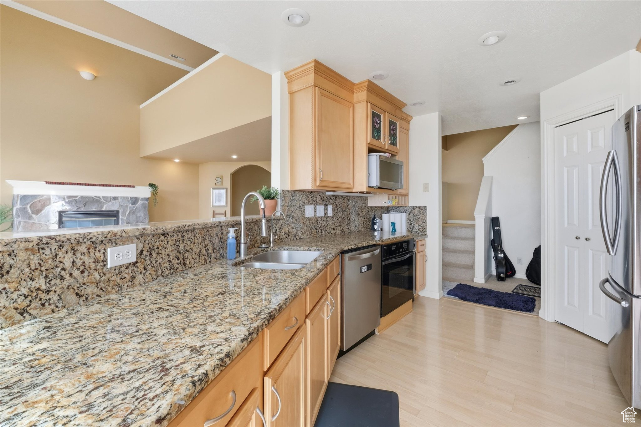 CANYON RIDGE II - Residential