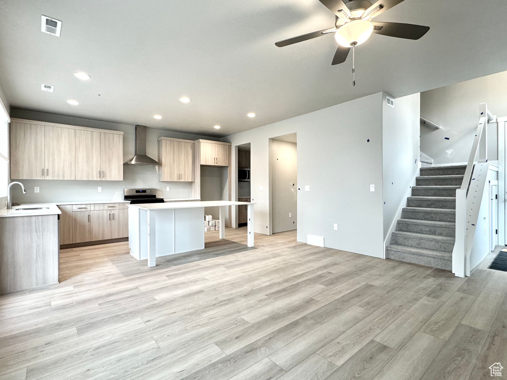 2741 N 2775 W 125