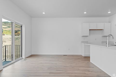 Tiny photo for 564 E LEVENGROVE DR #243, Lehi, UT 84048 (MLS # 2158610)