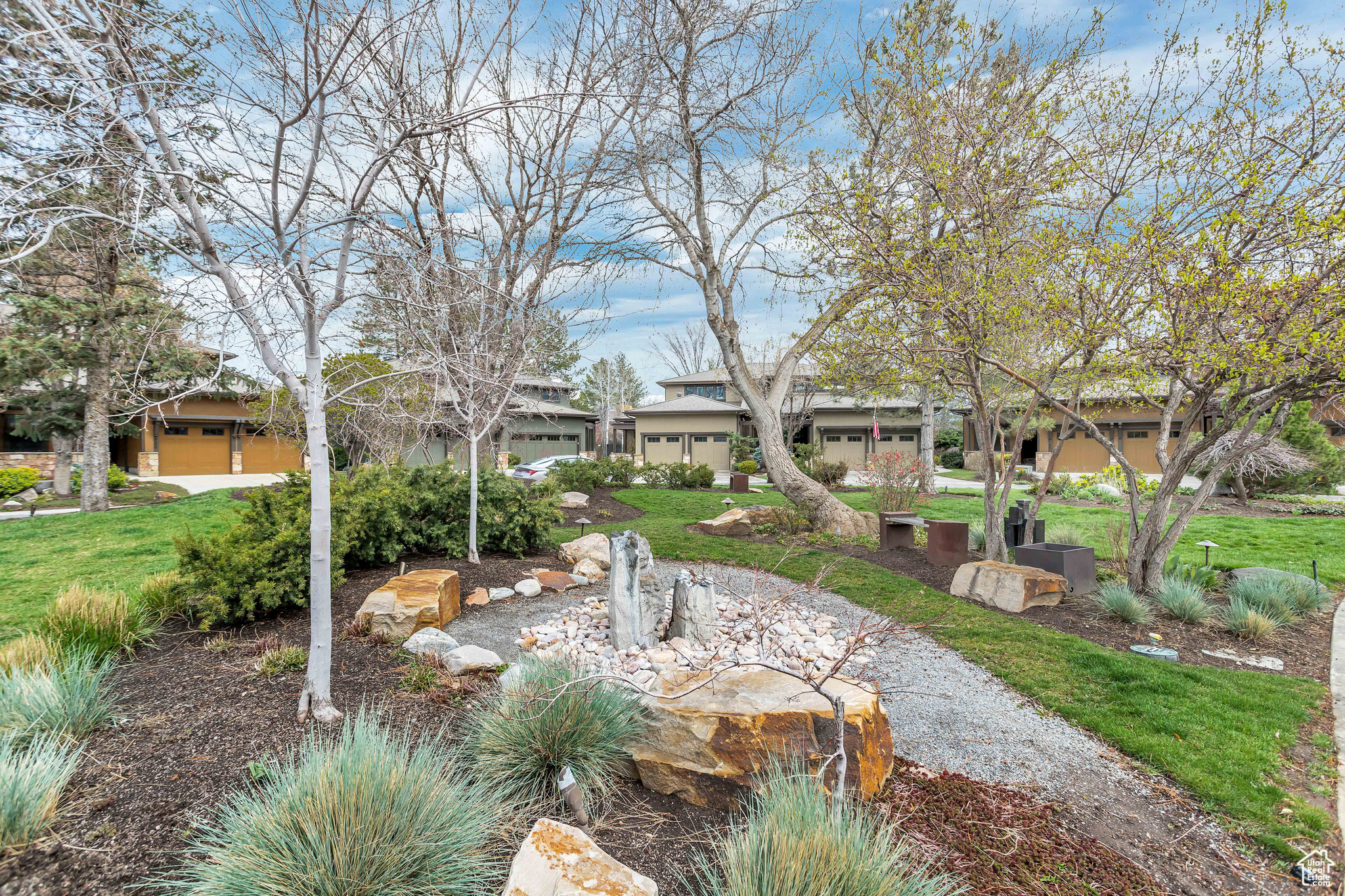 4721 S Millrace Ln, Murray, Utah image 2
