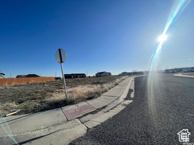 970 S Granite Dr #18, Milford, Utah image 5