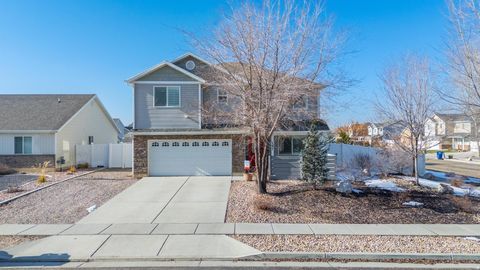 Homes For Sale - 157 N Keogh Ln<br/> Weber County, Ogden, UT 84404