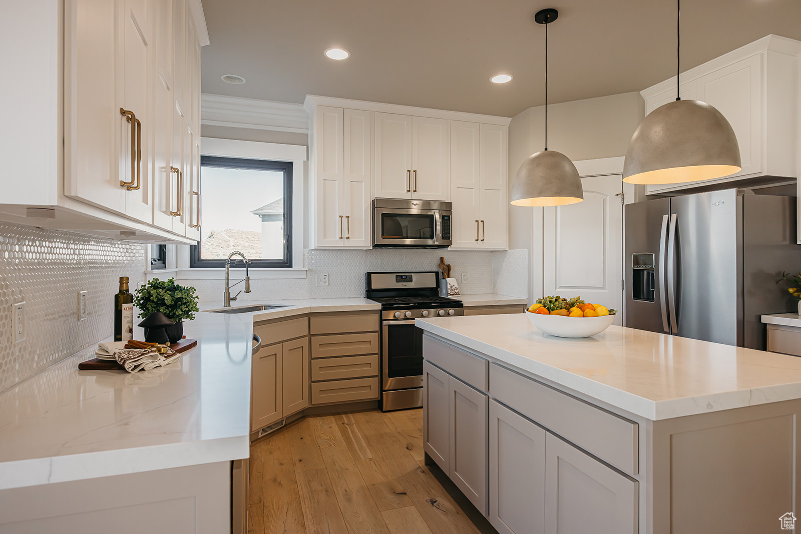 LANDROCK ESTATES - Residential