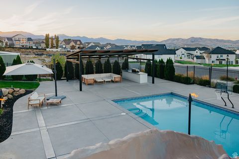 Tiny photo for 312 W LANDVIEW DR, Saratoga Springs, UT 84045 (MLS # 2115827)