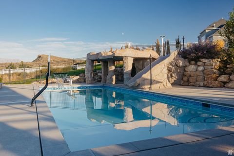 Tiny photo for 312 W LANDVIEW DR, Saratoga Springs, UT 84045 (MLS # 2115827)