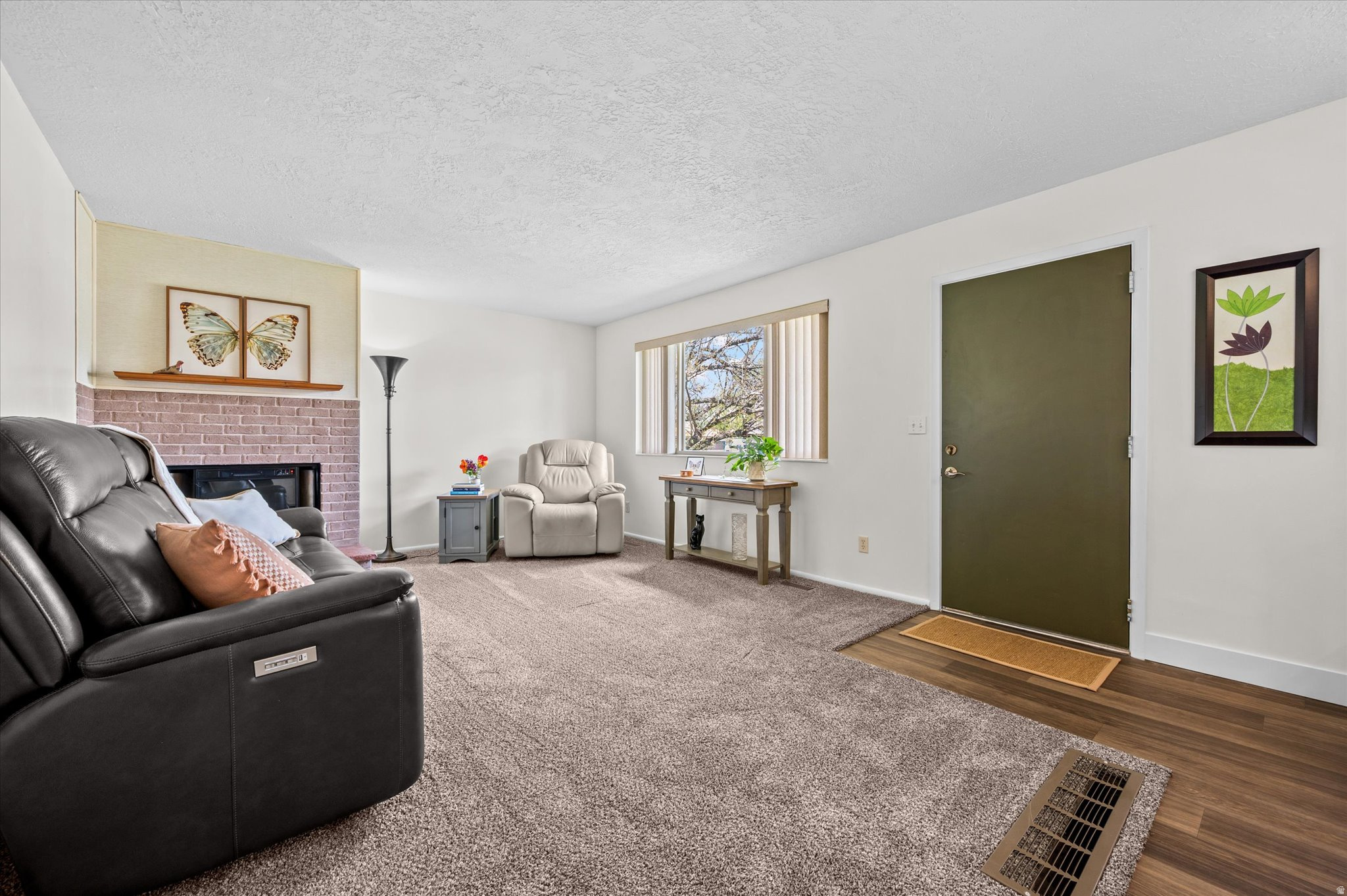 FORT LANE 2 - Residential