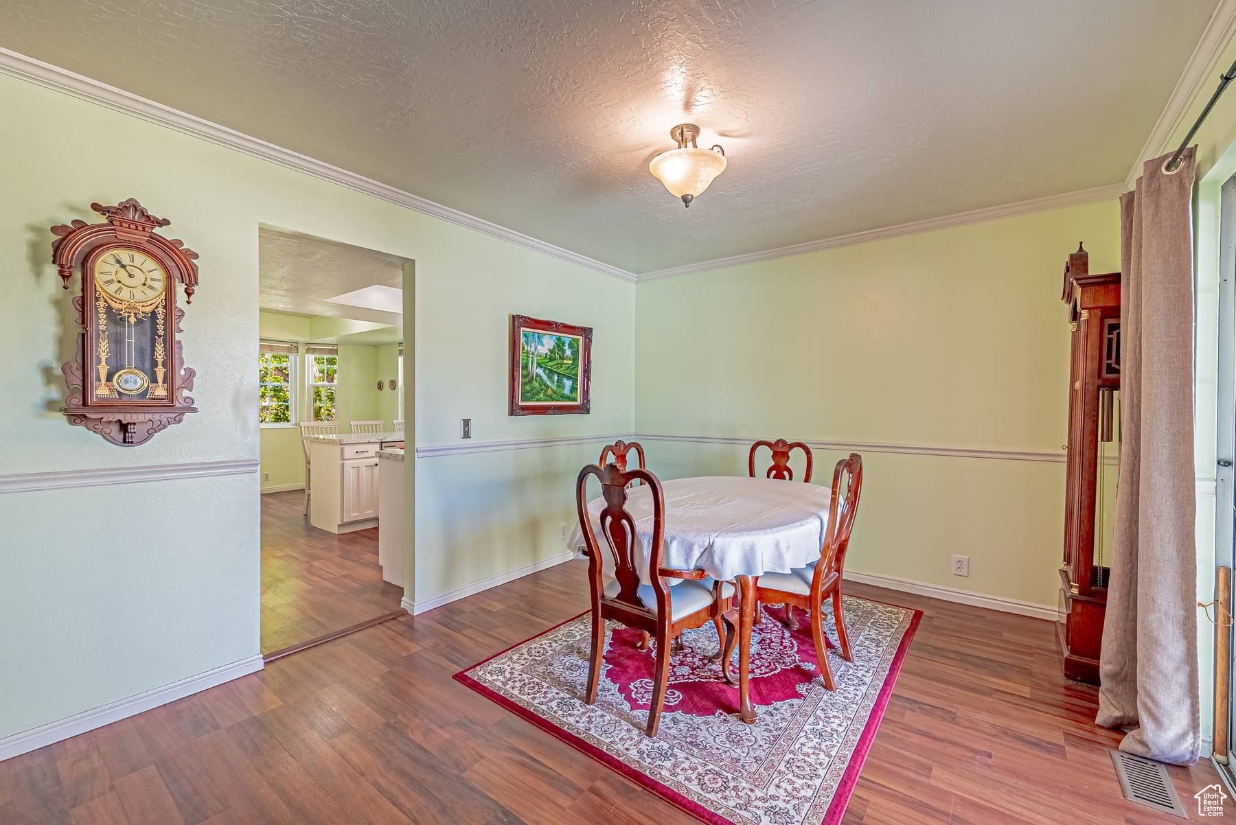 27TH ST. CONDOMINIUM - Residential