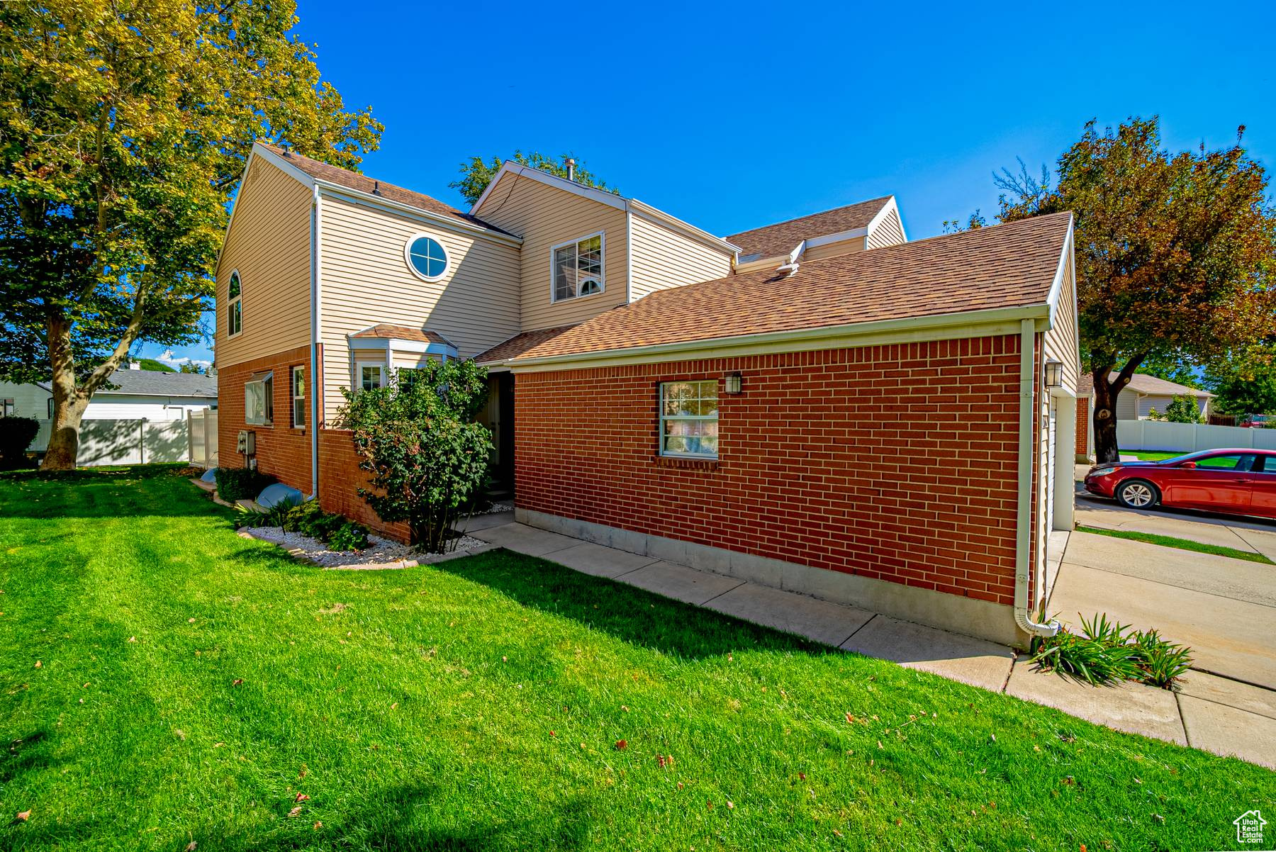 27TH ST. CONDOMINIUM - Residential