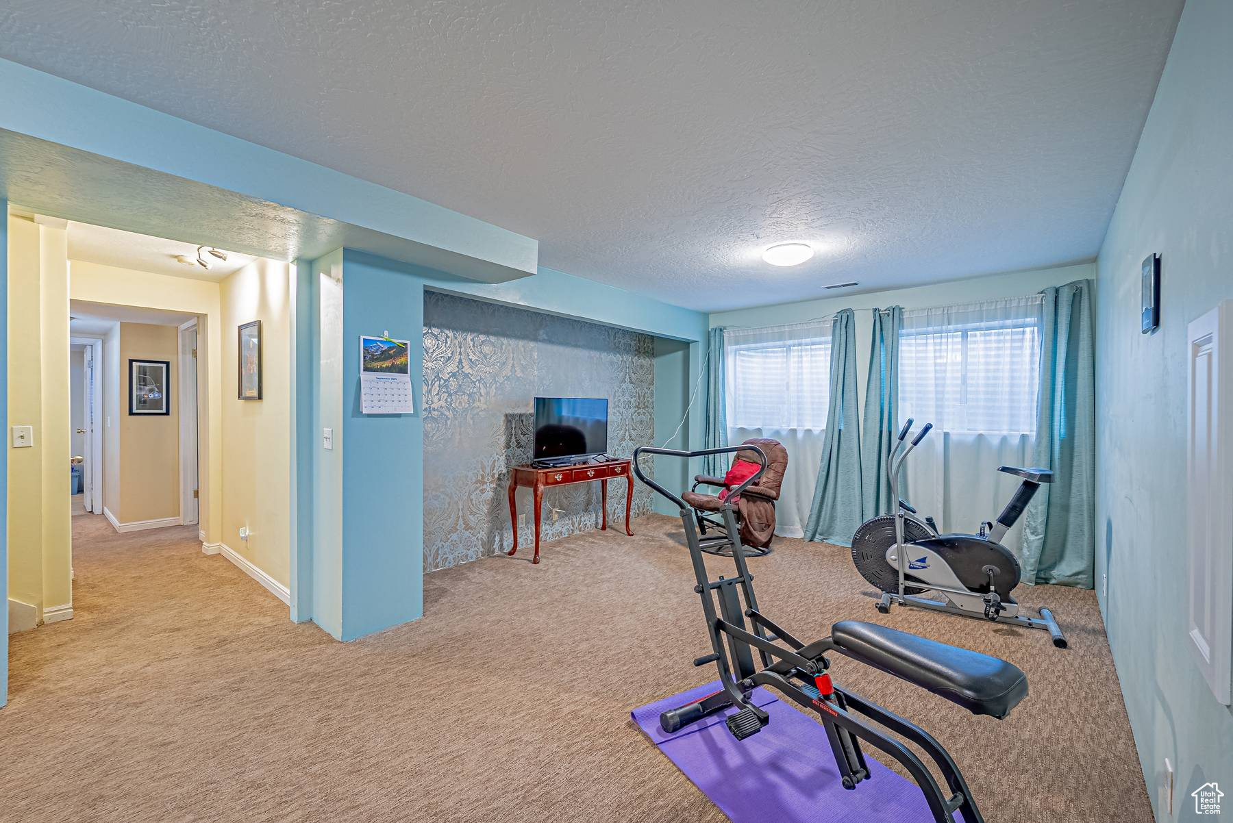 27TH ST. CONDOMINIUM - Residential