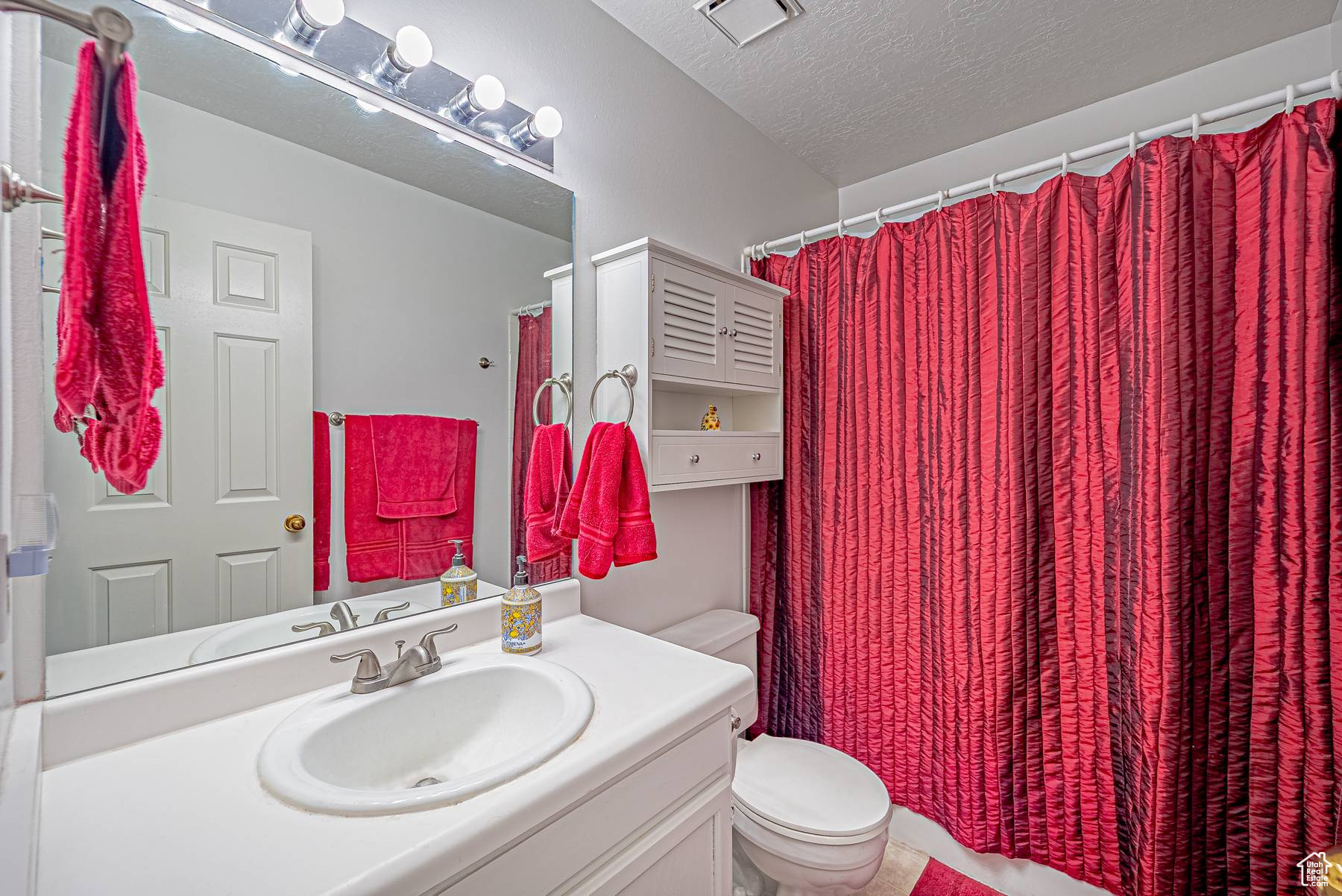 27TH ST. CONDOMINIUM - Residential