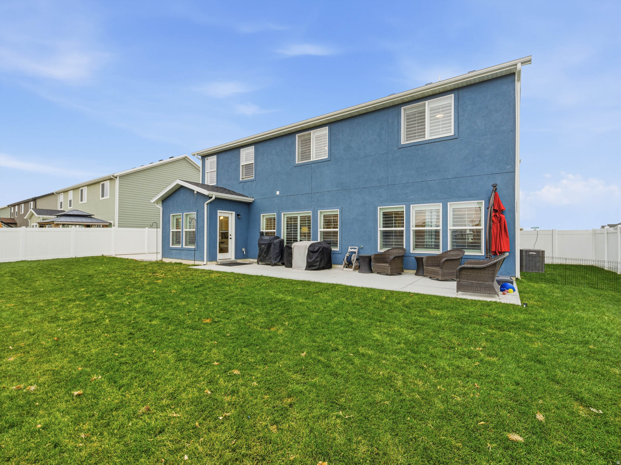 HARVEST FIELDS - Residential