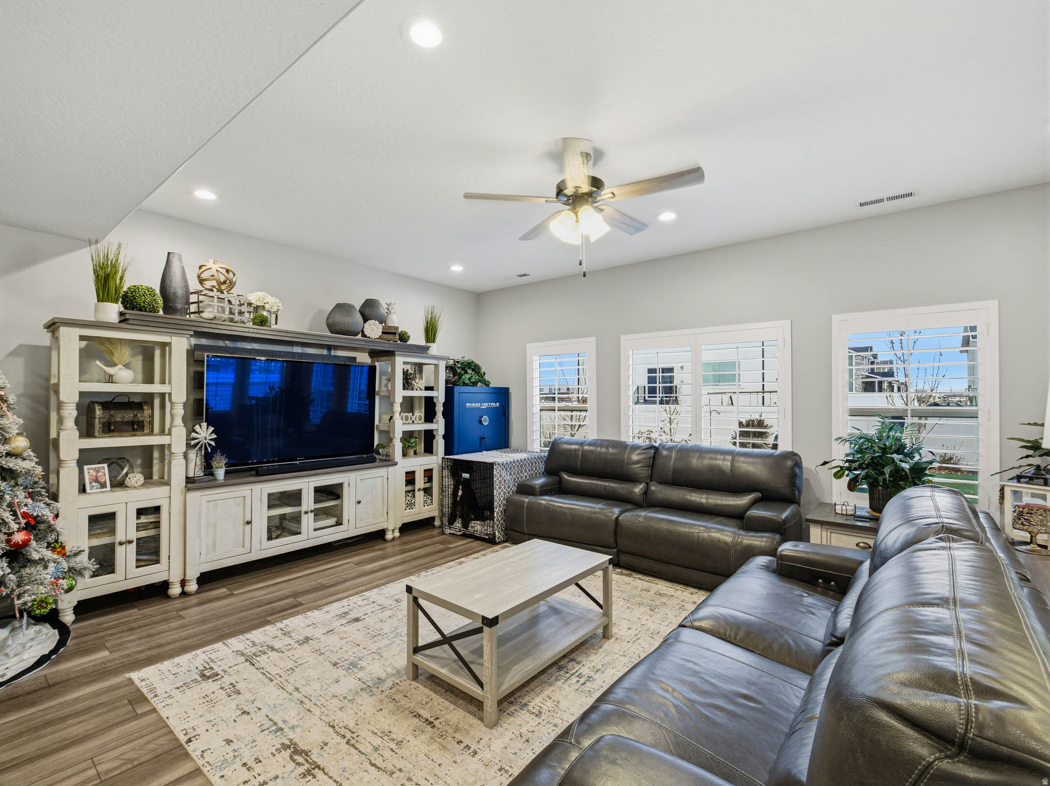 HARVEST FIELDS - Residential