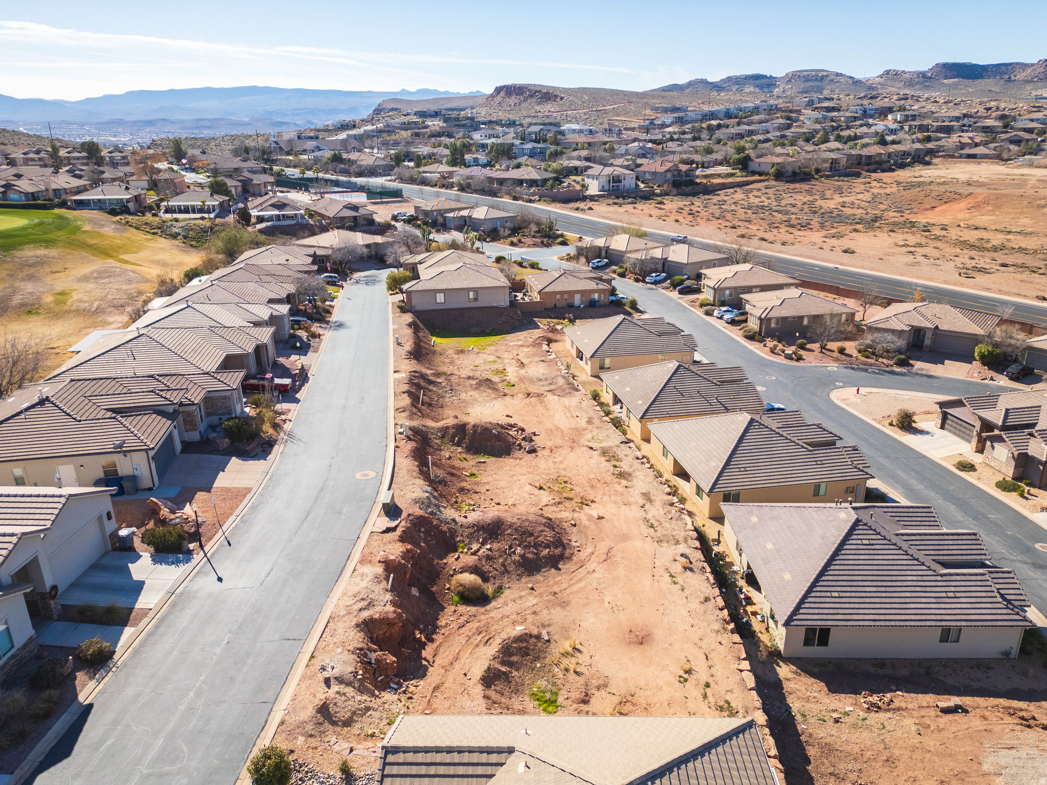 JOSHUAS AT SOUTHGATE 1 - Land