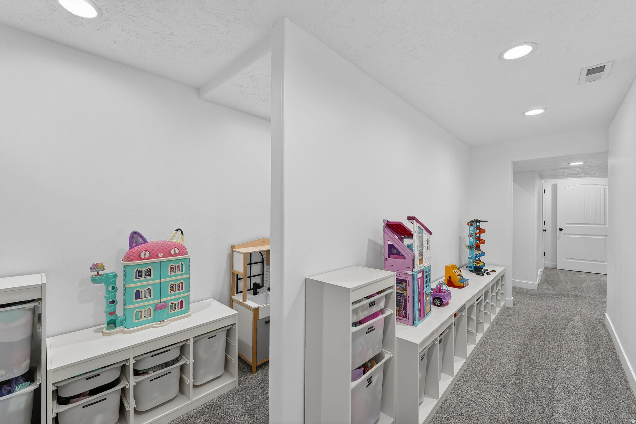 LEGACY FARMS PLAT 3- - Residential