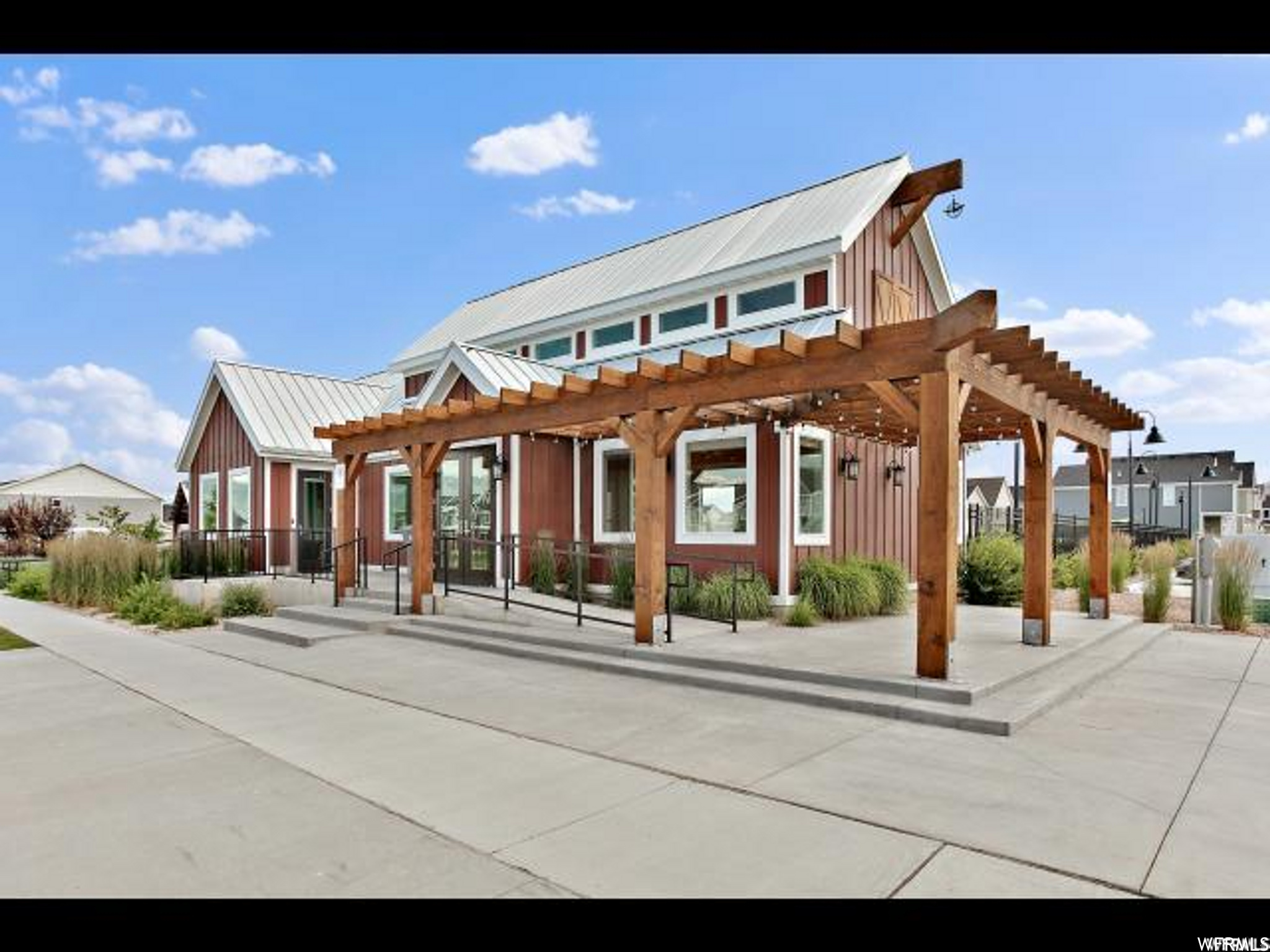 LEGACY FARMS PLAT 3- - Residential