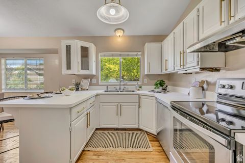 Tiny photo for 673 S MAIN ST, Kaysville, UT 84037 (MLS # 2114058)