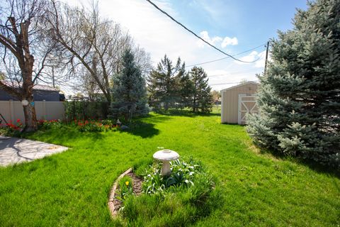 Tiny photo for 225 N 200 E, Tremonton, UT 84337 (MLS # 2150032)