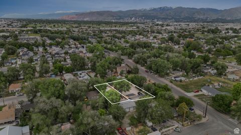 Photo of 1603 W WARNOCK AVE S #51, West Valley City, UT 84119 (MLS # 2086765)