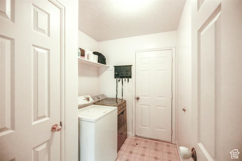 407 W Meadow Brook Dr, Ogden, Utah image 12