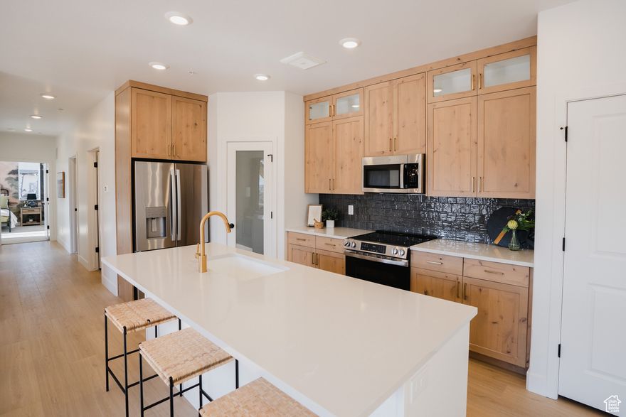 ***Receive a 3% flex incentive to go towards closing costs, rate buy down, purchase price reduction, pre-paid HOA dues or any combination of the above. Incentive is not tied to using builder's preferred lender.***Beautiful condo in highly desirable location. This luxury condo has great freeway access and is near everything. Come to our design center and customize your home and finishes that you want! Come tour our homes and see the Keystone Construction difference, Home is currently under construction.