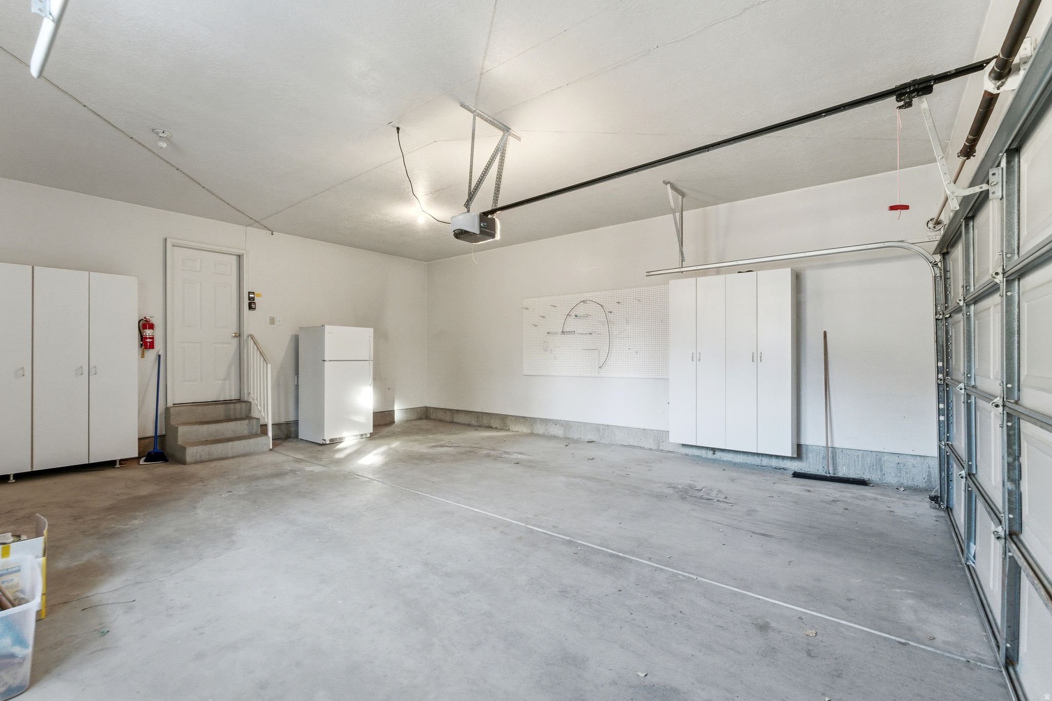 COUNTRY CORNER CONDO - Residential