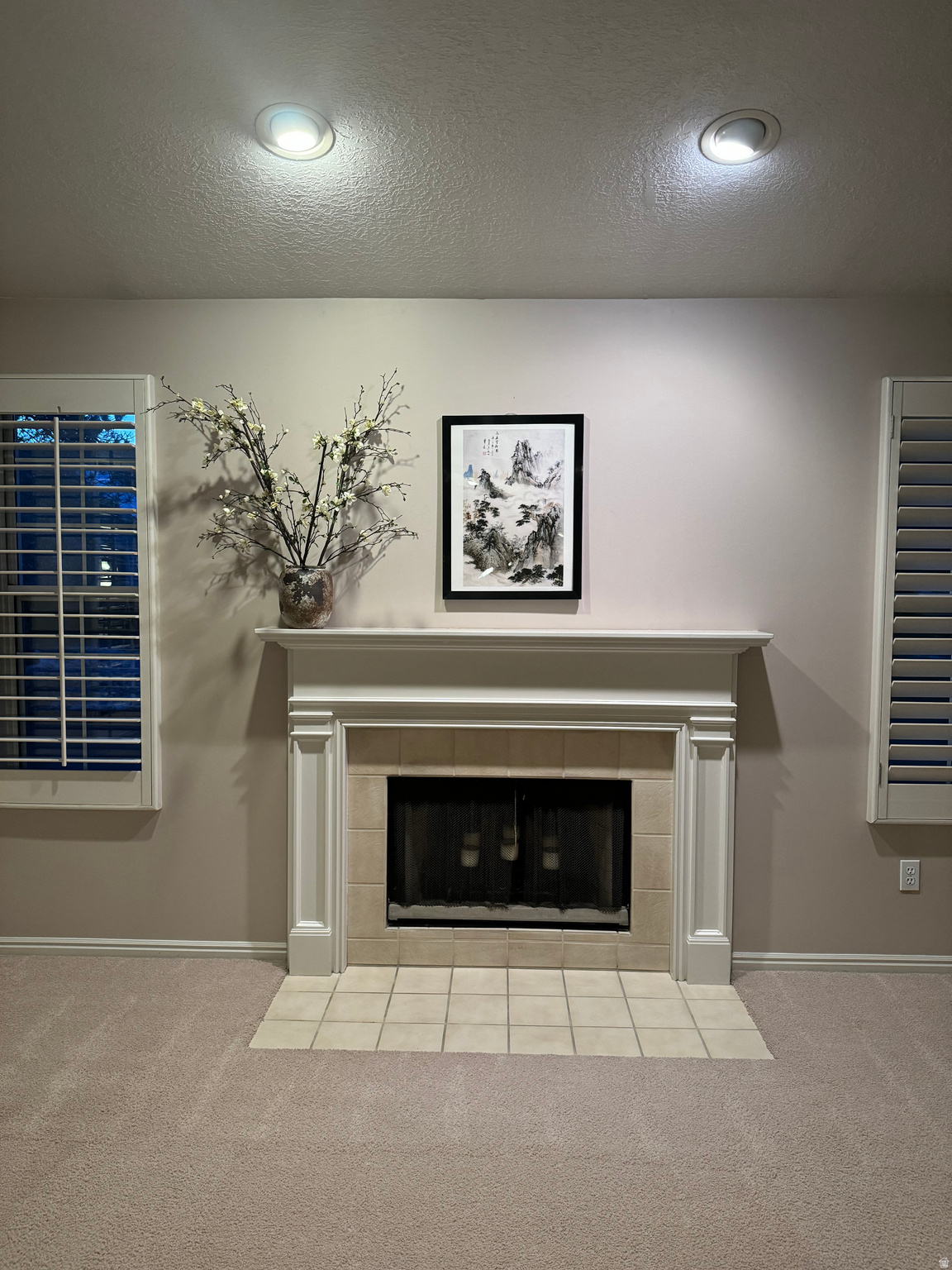 COUNTRY CORNER CONDO - Residential