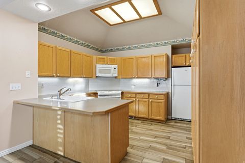 Tiny photo for 4468 S MANOR RIDGE PL E #19, Holladay, UT 84124 (MLS # 2130041)