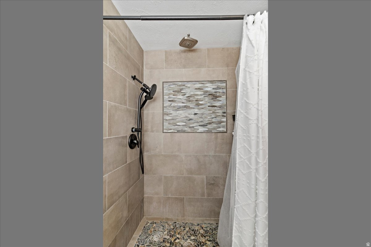 CHAPEL HILL - Residential