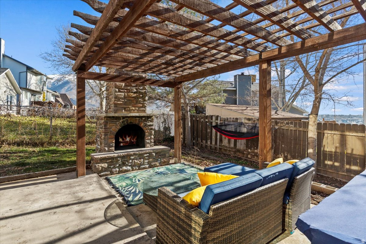 CHAPEL HILL - Residential